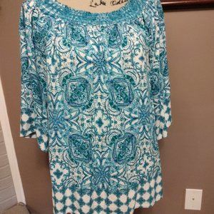 Rose & Olive blue green paisley top size 1X gathered neck wide sleeves